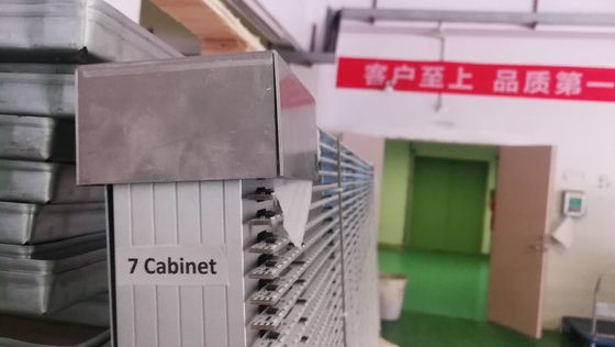 P10.4 Bildschirm-Shenzhen-Fabrik Aluminiumdes kabinett-transparenter LED Bildschirm-Glasder werbungs-LED