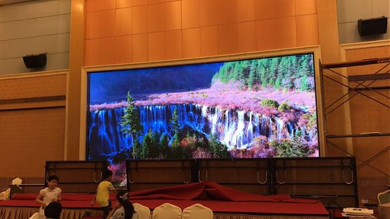 7.68m*4.032m Innen-LED Pixel-Neigungs-hohe Helligkeit Shenzhen Bildschirm-3mm